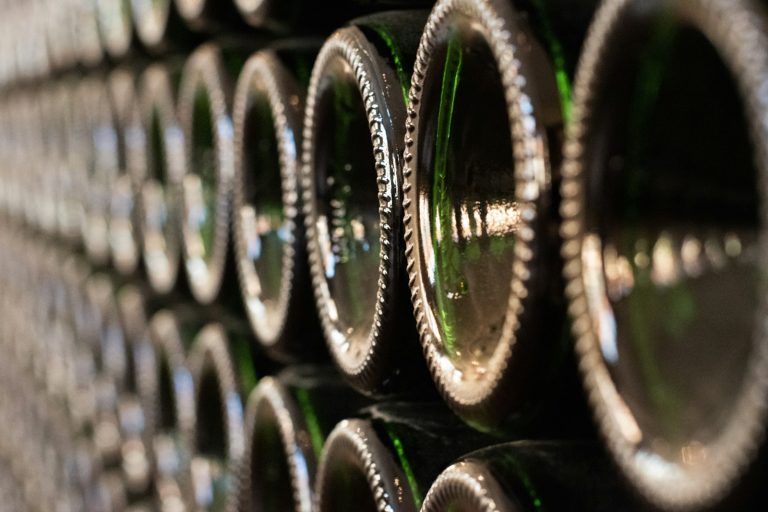 U-Line UHWC518-SG01A Wine Cooler — specifications and repair